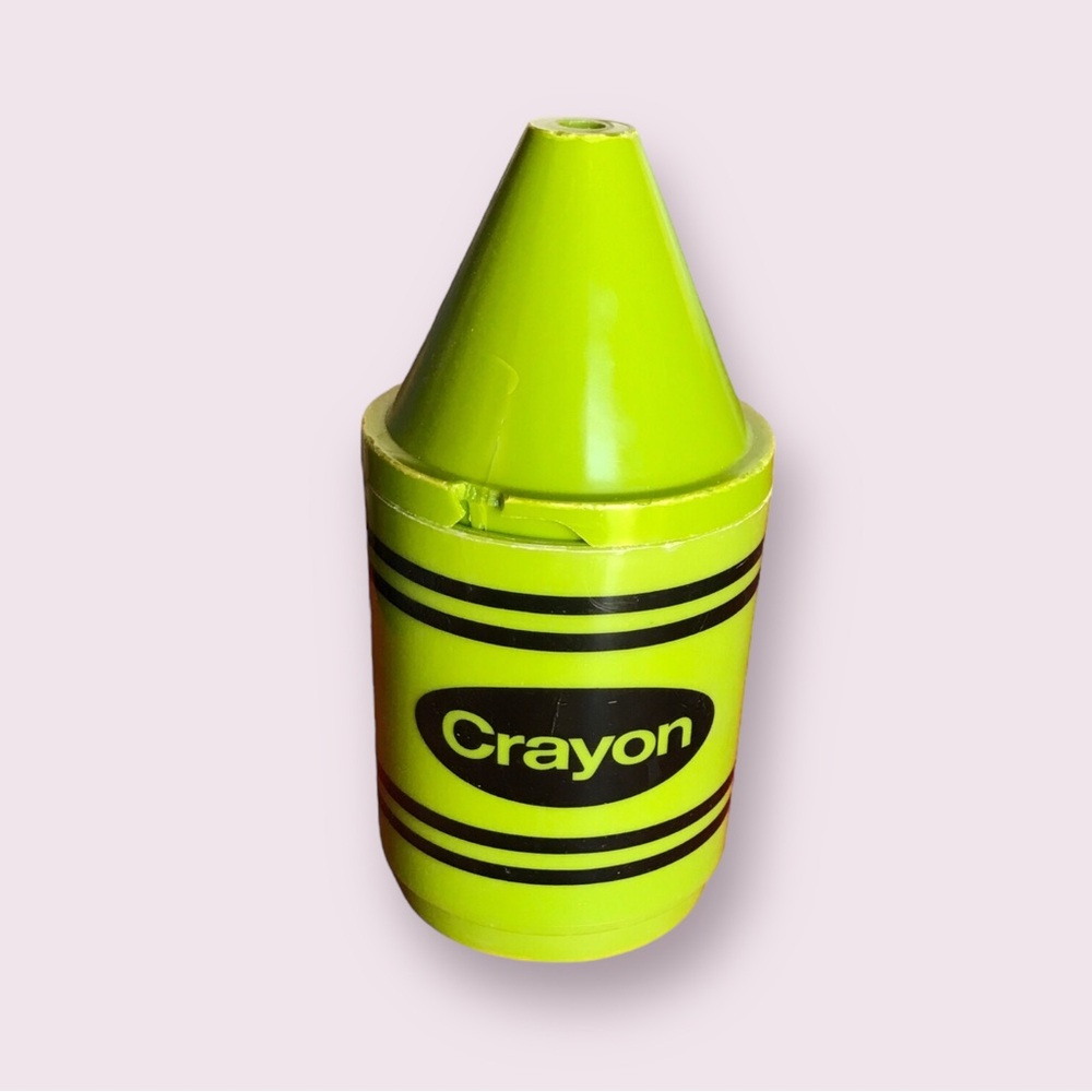 Vintage Green Crayon Plastic Cup & Lid 1980s Handled Drinking Collectible Kids
